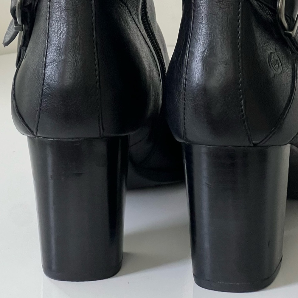 Born Emma Buckle Moto Black Leather Booties Edgy Biker Block Heel Size 10 M - Picture 11 of 16